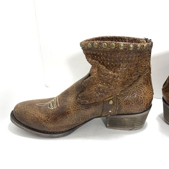 Circle G By Corral Leather Ankle Boots Honey Cut Out & Studs Size 8 Women’s - Picture 9 of 16